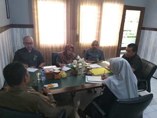 Evaluasi Rutin Kinerja Kesekretariatan
